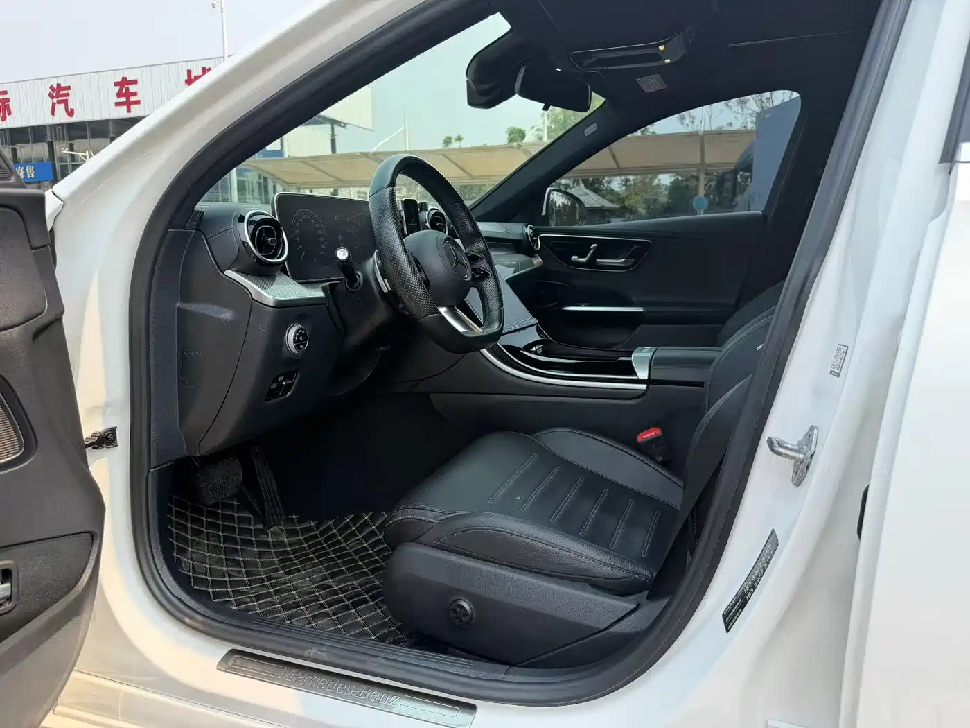 Mercedes-Benz C-Class 2022 C 200 L Sport Version фото 4