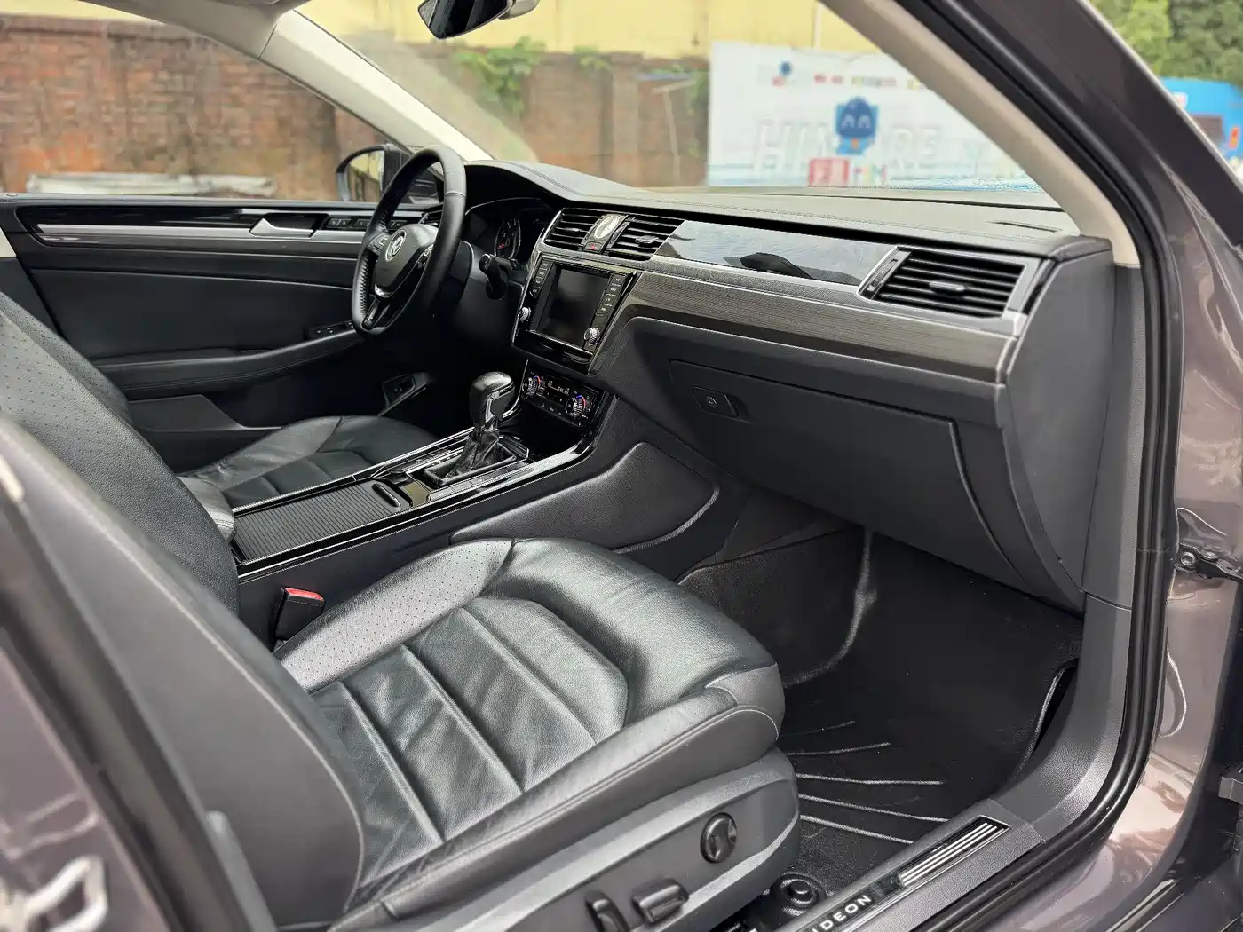 Volkswagen Phideon 2018 380TSI 2WD Business Edition фото 8