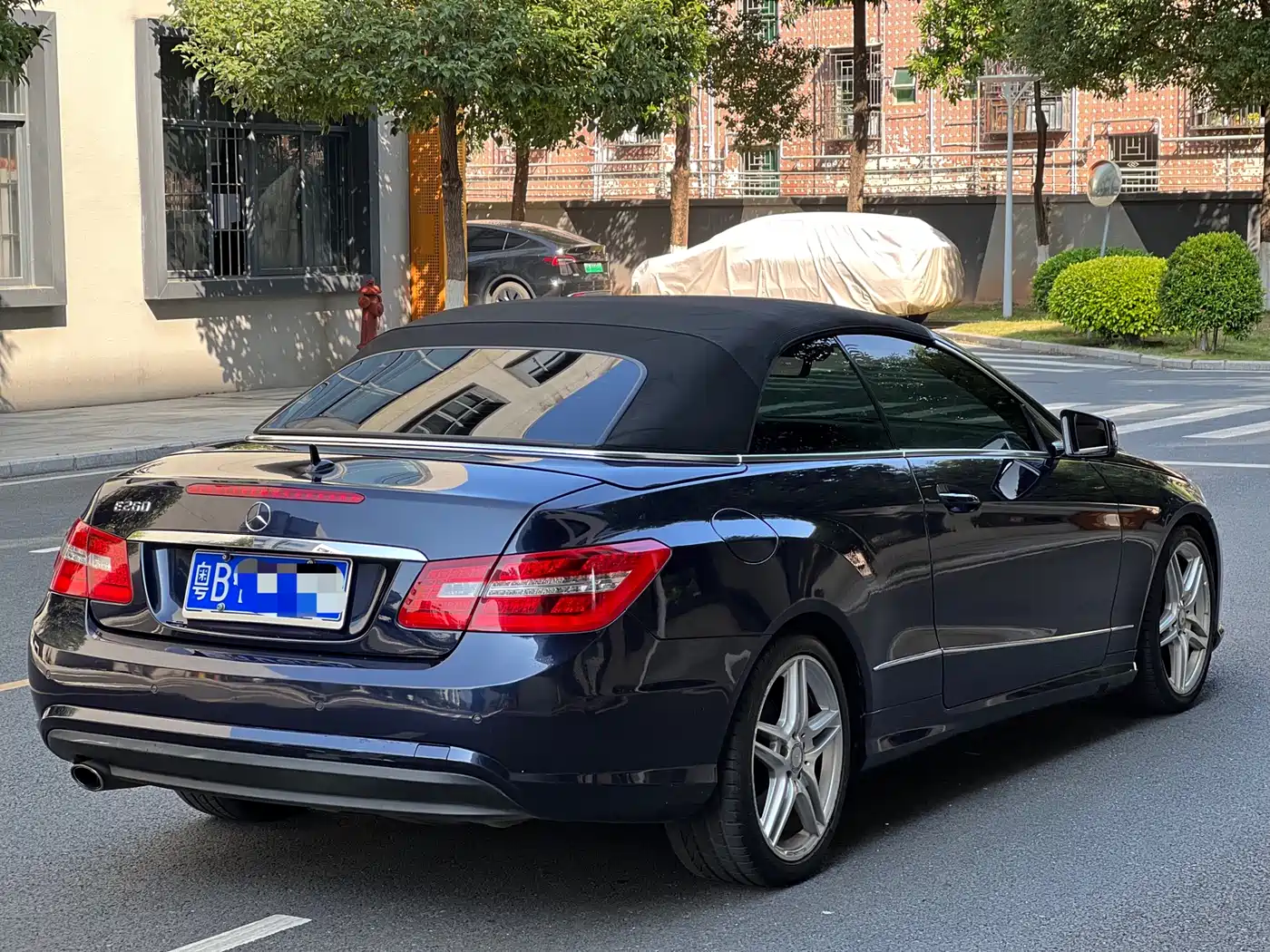 Mercedes-Benz E-Class (Import) 2012 E 260 CGI Convertible фото 9