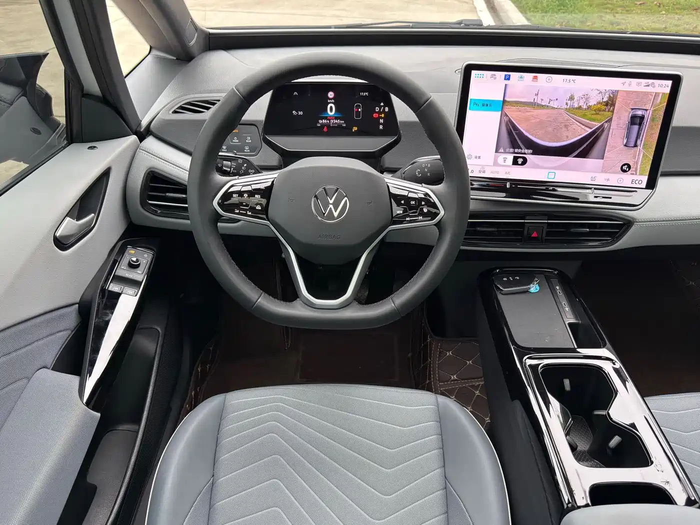 Volkswagen ID.3 2025 Facelift Smart Outstanding Edition фото 21
