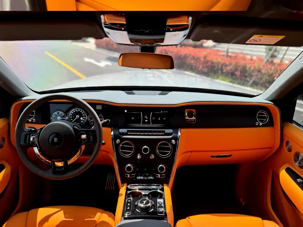 ROLLS-ROYCE CULLINAN