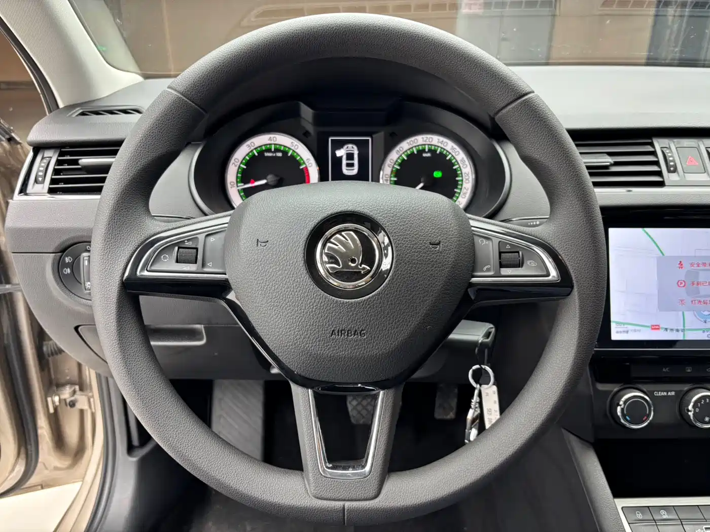 Škoda Octavia 2022 1.5L Automatic Comfort Edition фото 7