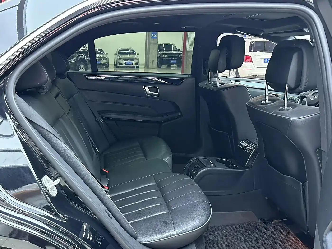 Mercedes-Benz E-Class 2015 E 260 L Sport фото 7