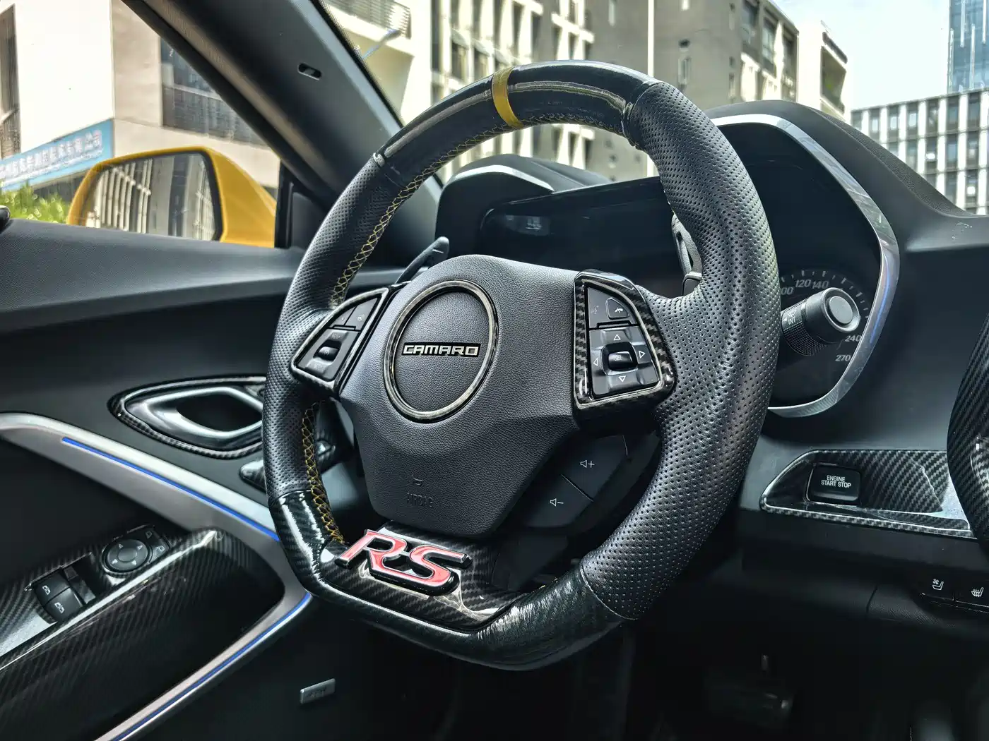 Chevrolet Camaro 2017 2.0T RS фото 5