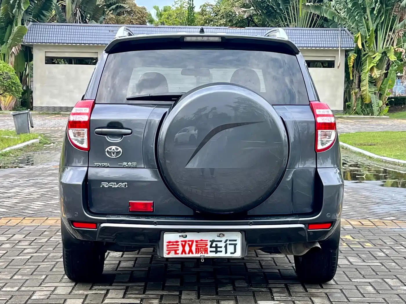 Toyota RAV4 Rongfang 2011 2.0L Automatic Classic Edition фото 6