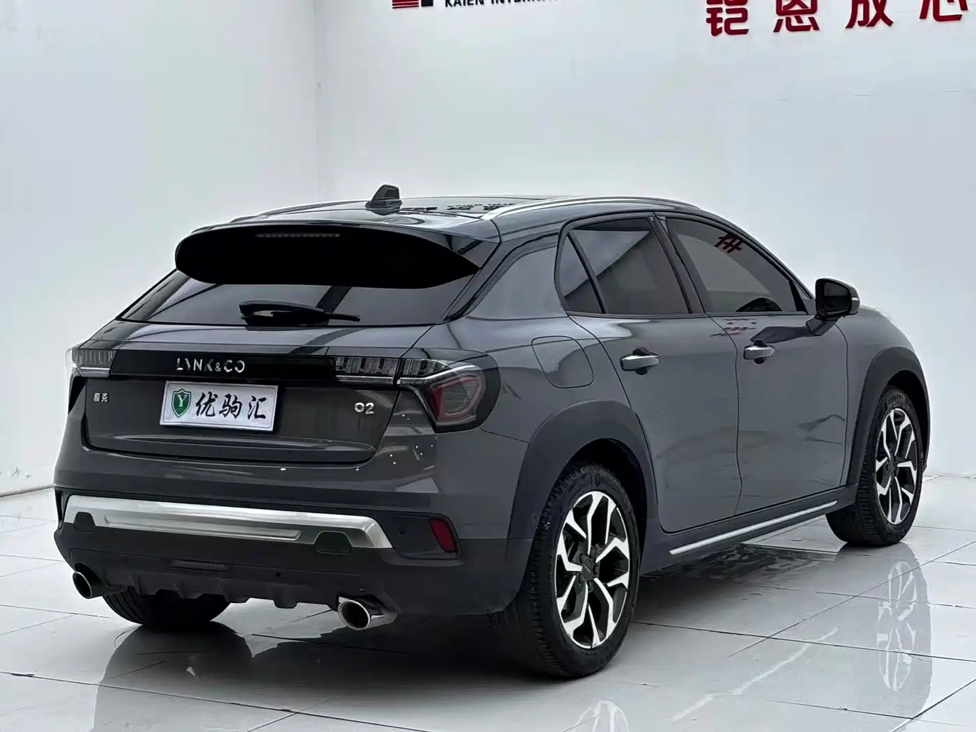 Lynk & Co 02 2019 1.5T DCT FWD Jin Pro Version China VI фото 5