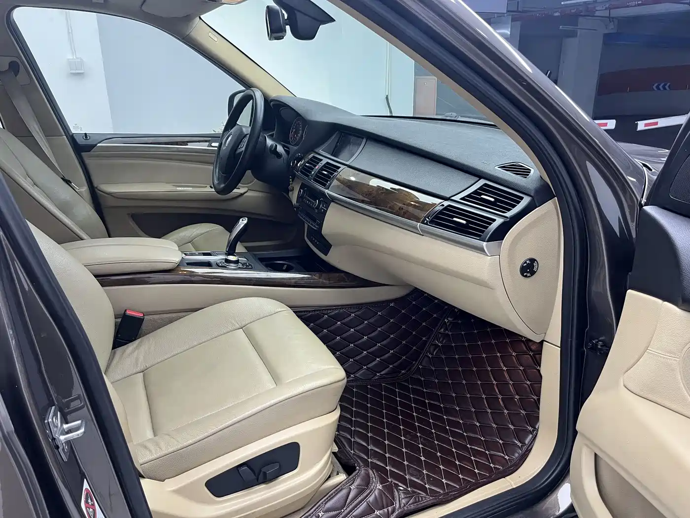 BMW X5 (Import) 2011 xDrive35i Luxury Edition фото 8
