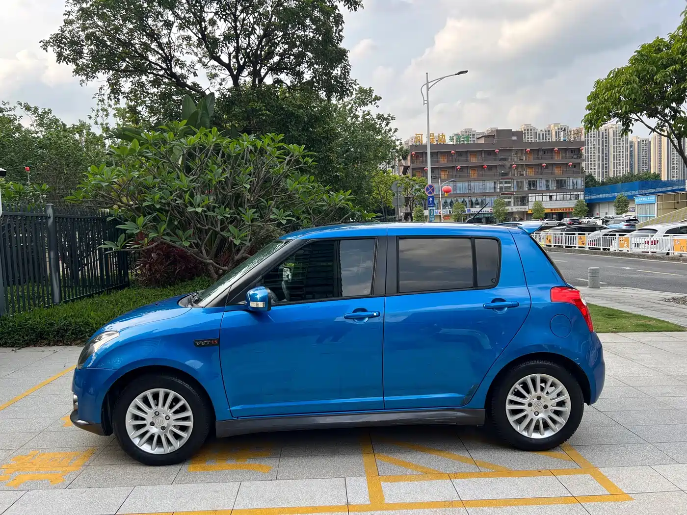 Suzuki Swift 2013 2013 1.5L Automatic Sport Edition
