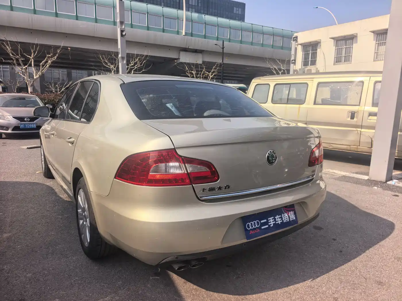 Škoda Superb 2012 1.8TSI Automatic Elegance Edition фото 6