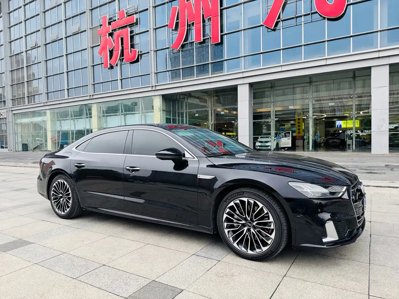 Audi A7L 2024 45 TFSI Luxury фото 5