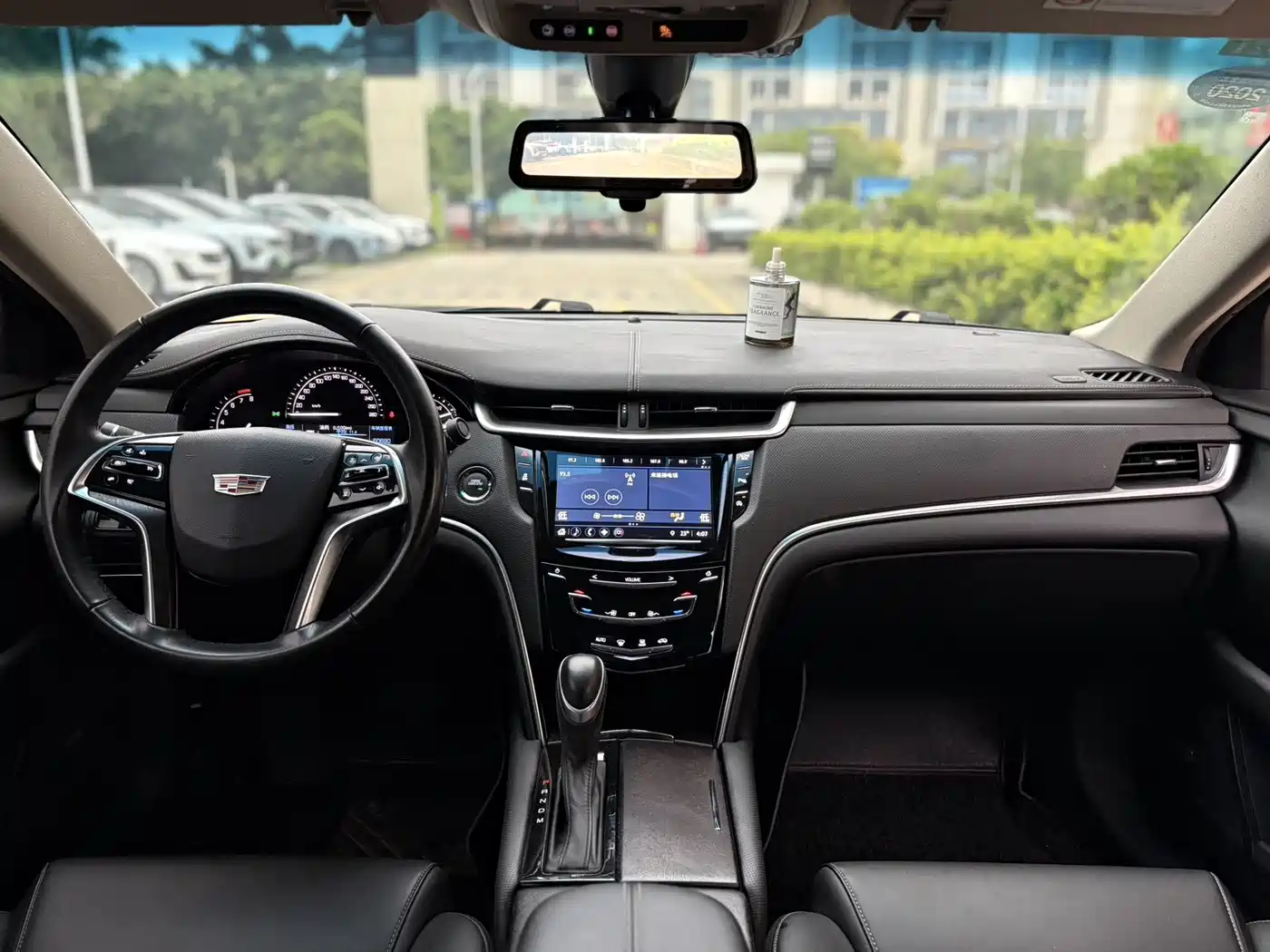 Cadillac XTS 2018 28T Technology фото 10