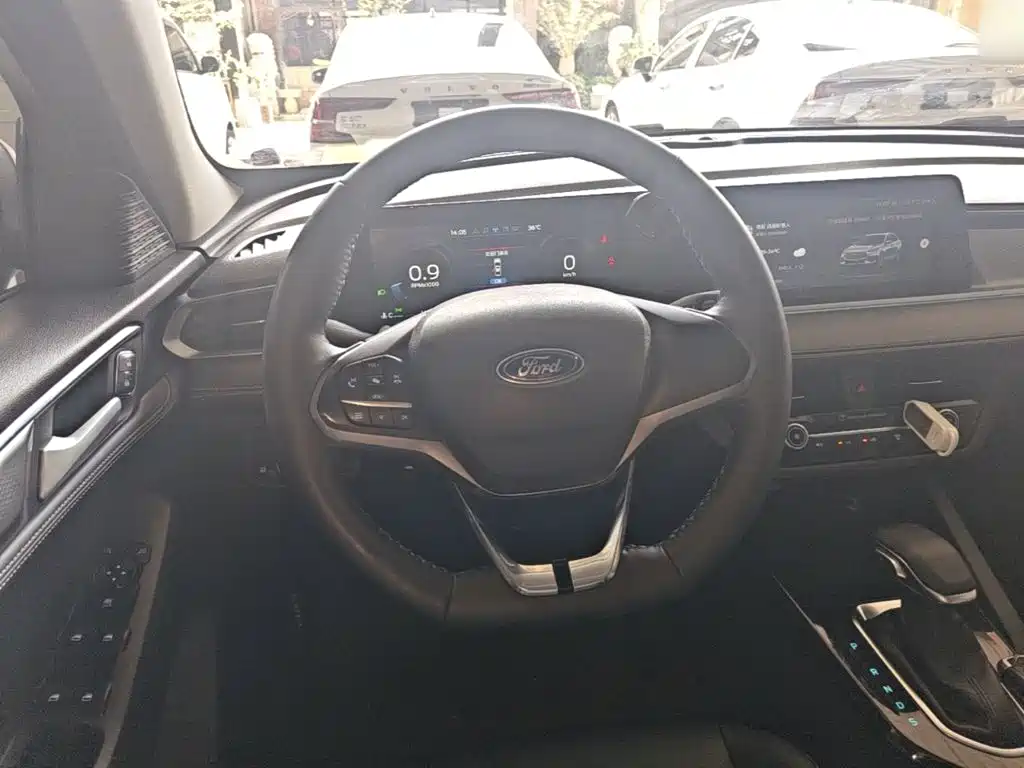 Ford Escort 2022 2021 1.5L Automatic Diamond Edition