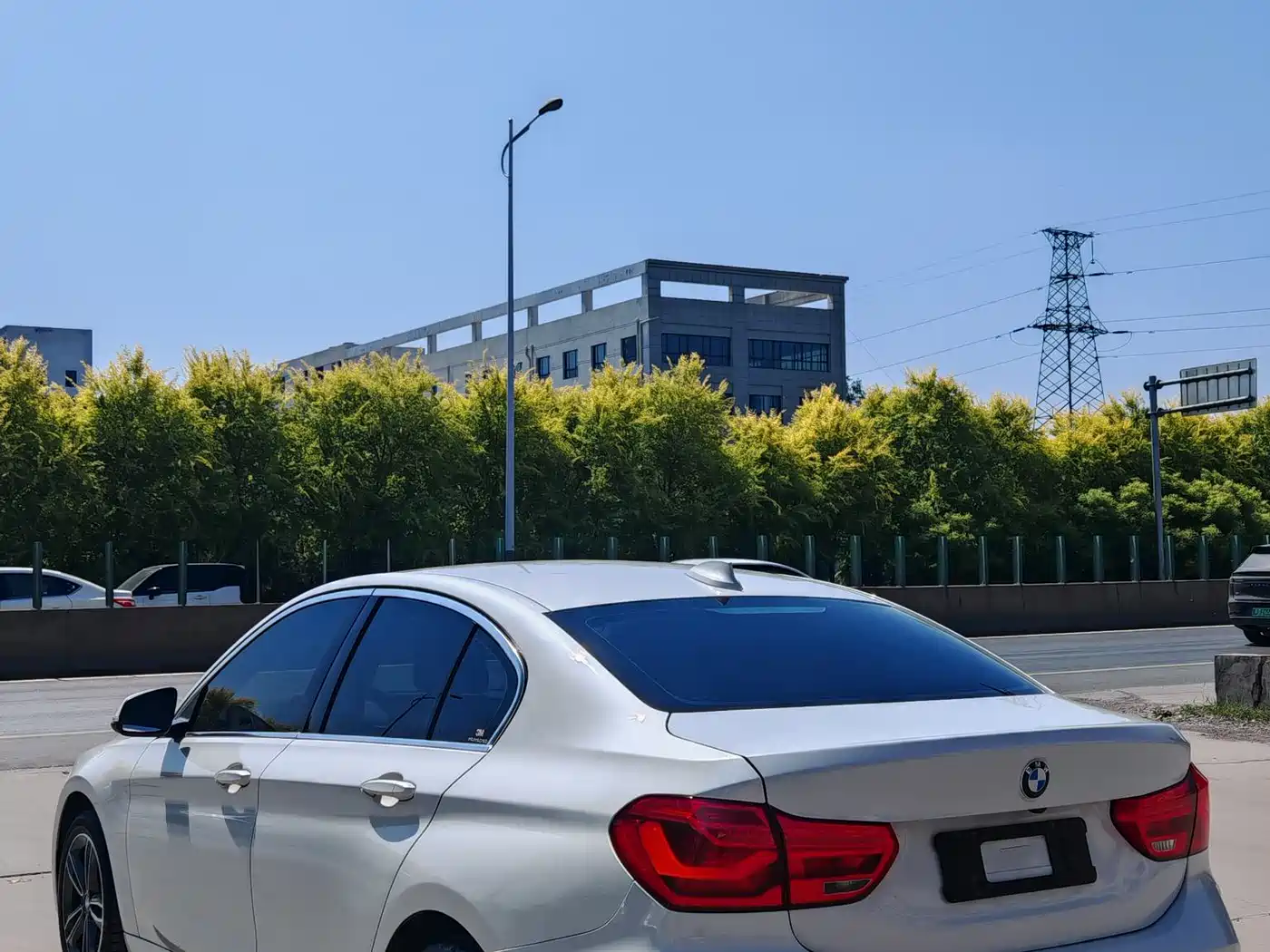 BMW 1 Series 2021 120i M Sport фото 6