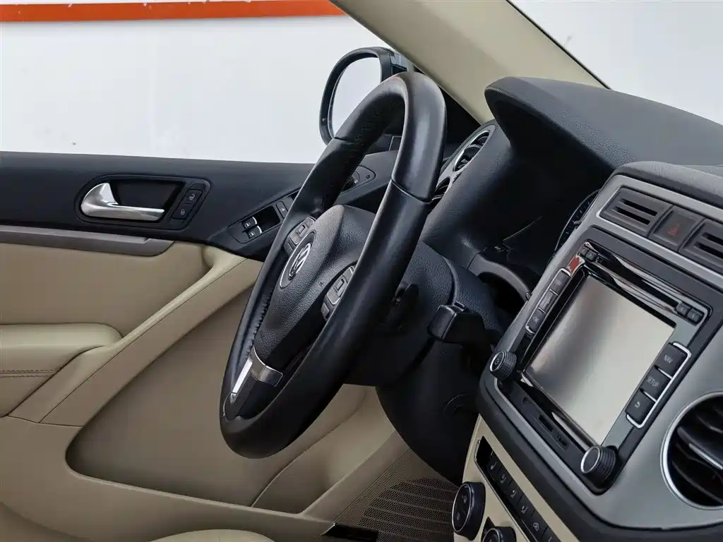 Volkswagen Tiguan 2013 2.0TSI Automatic AWD Flagship Edition фото 22