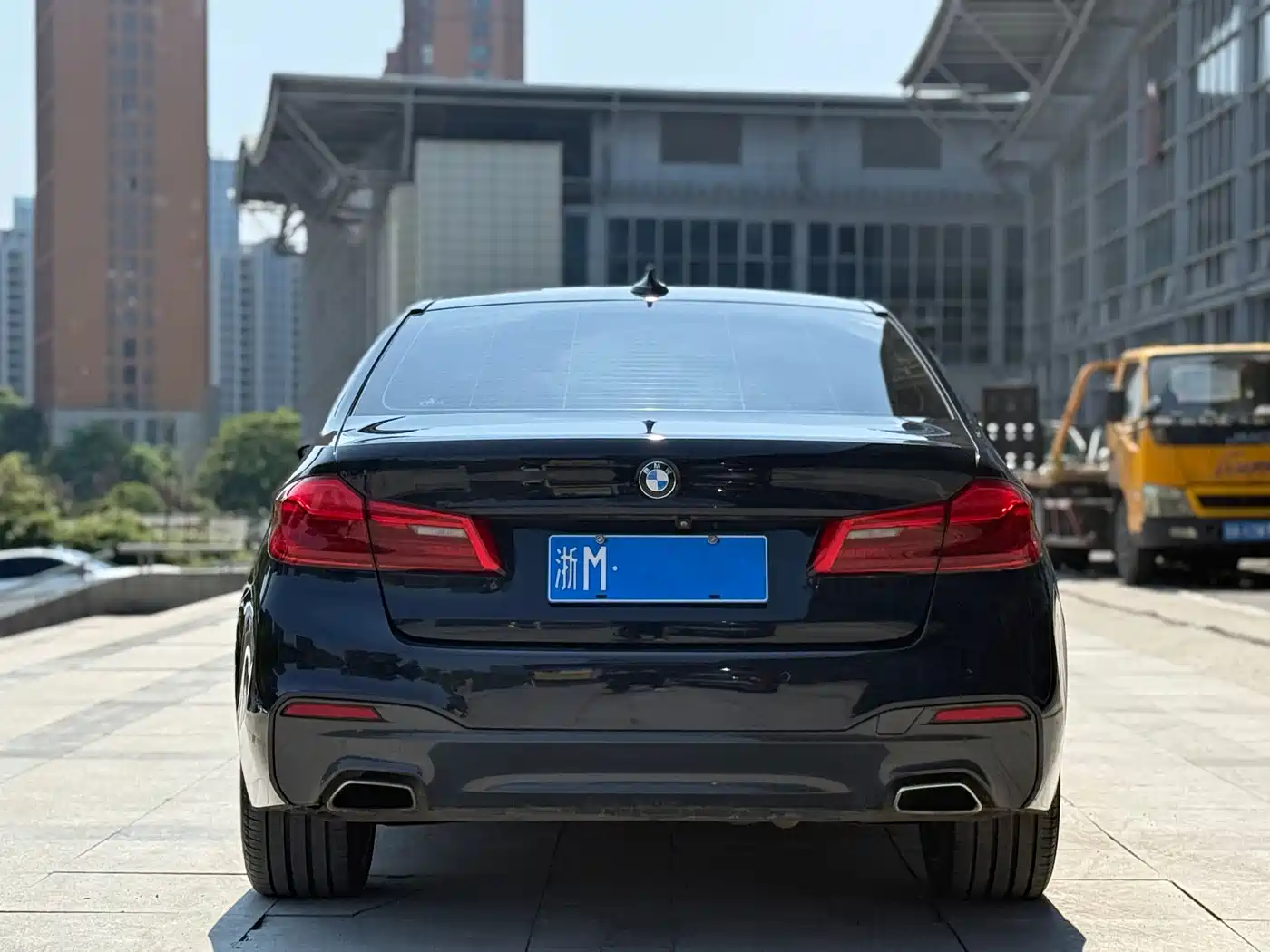 BMW 5 Series 2018 530Li Premium M Sport Package фото 5