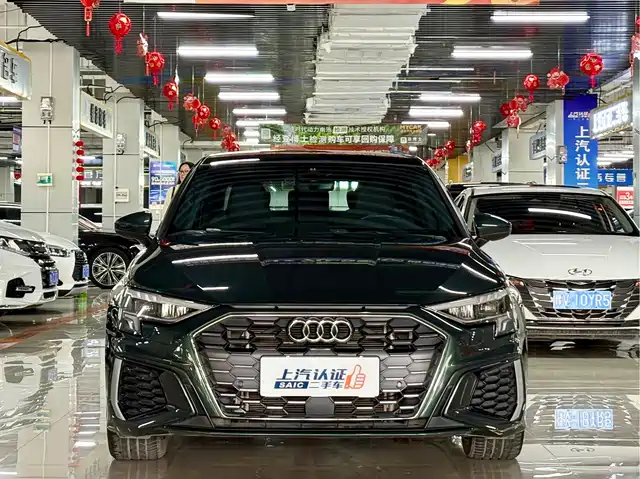 Audi A3 2023 A3L Limousine 35 TFSI Fashion Sport — фото 2