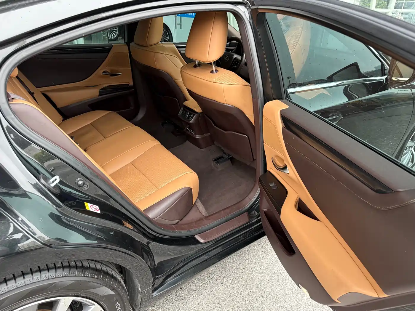 Lexus ES 2018 260 Excellence Edition China V фото 19