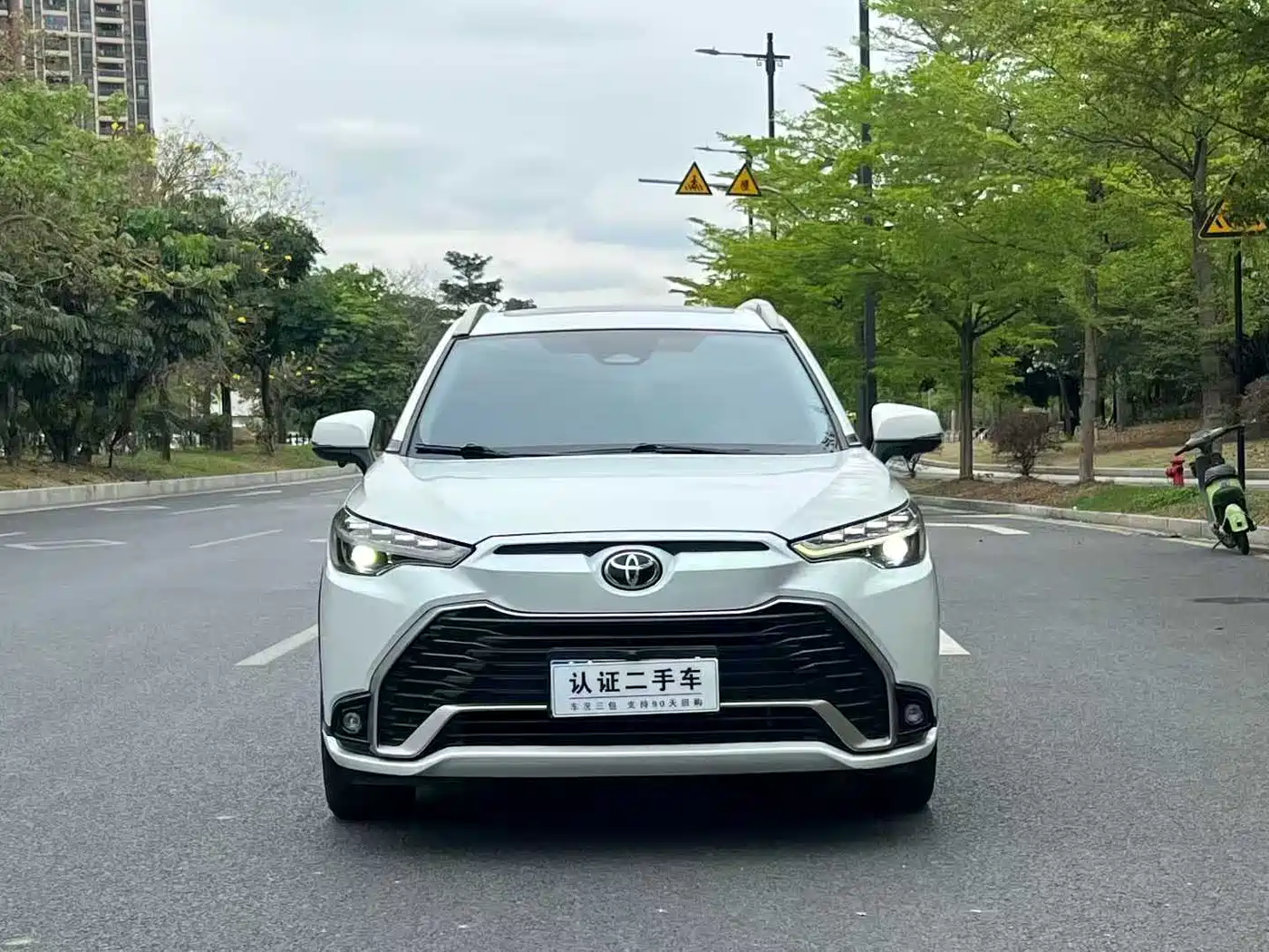 Toyota Frontlander 2023 2.0L CVT Sport Edition фото 2
