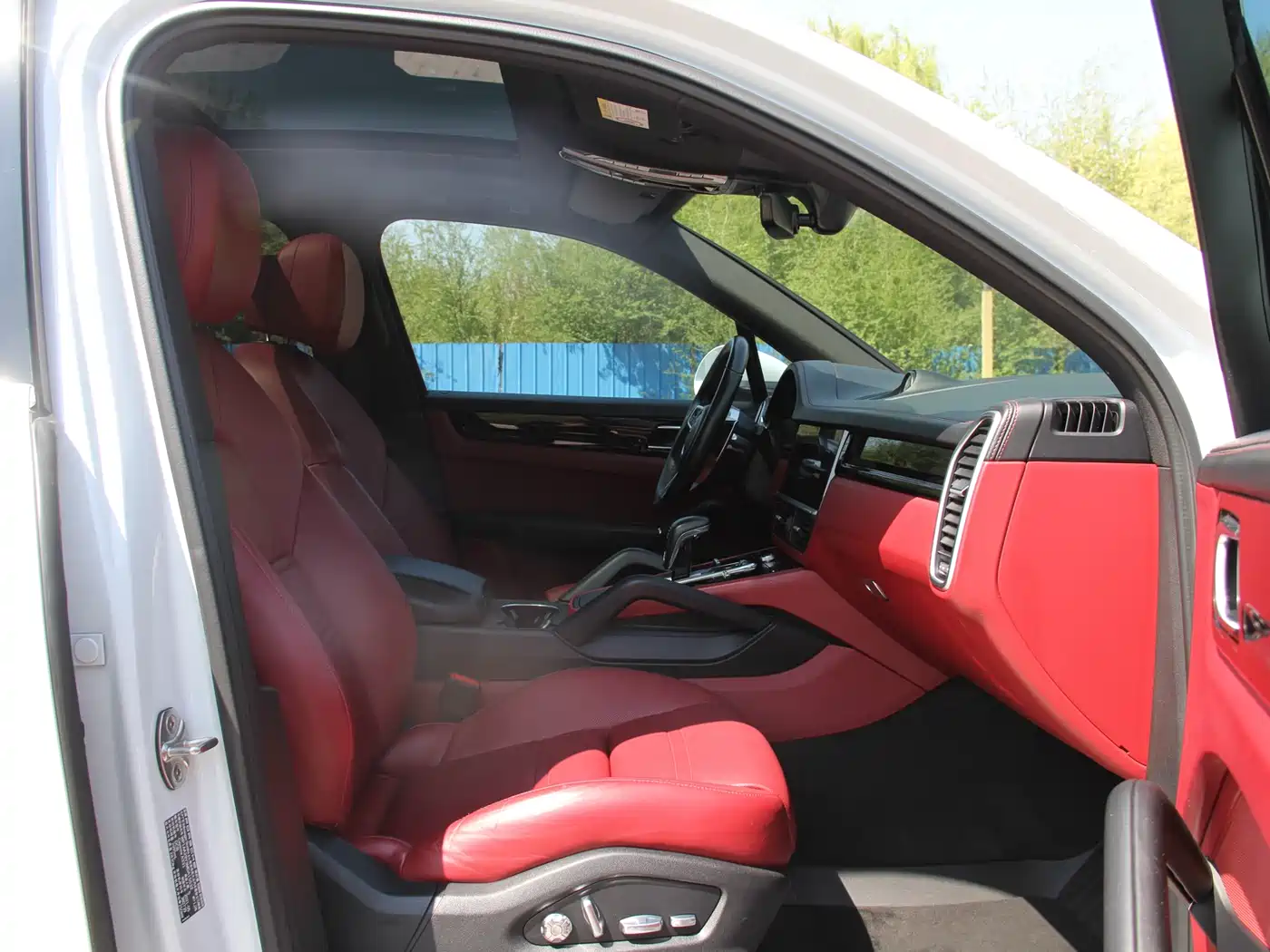 Porsche Cayenne 2019 Cayenne 3.0T фото 16