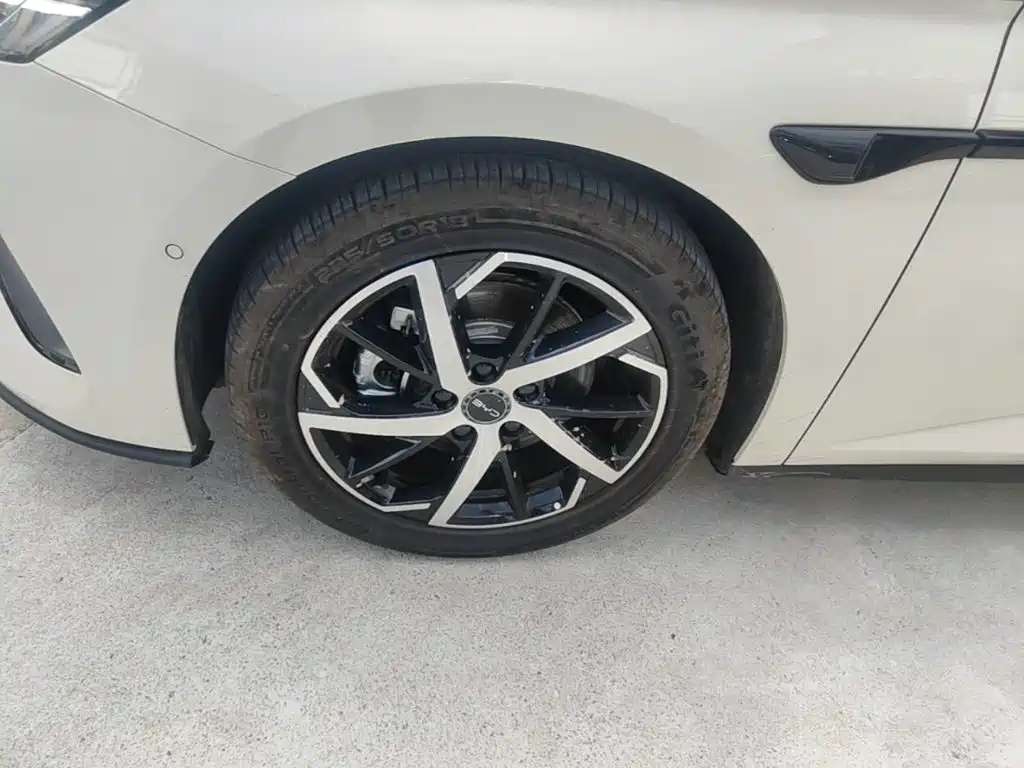 BYD Seal 07 DM-i 2026 2026 DM-i 1.5T High Spec Edition