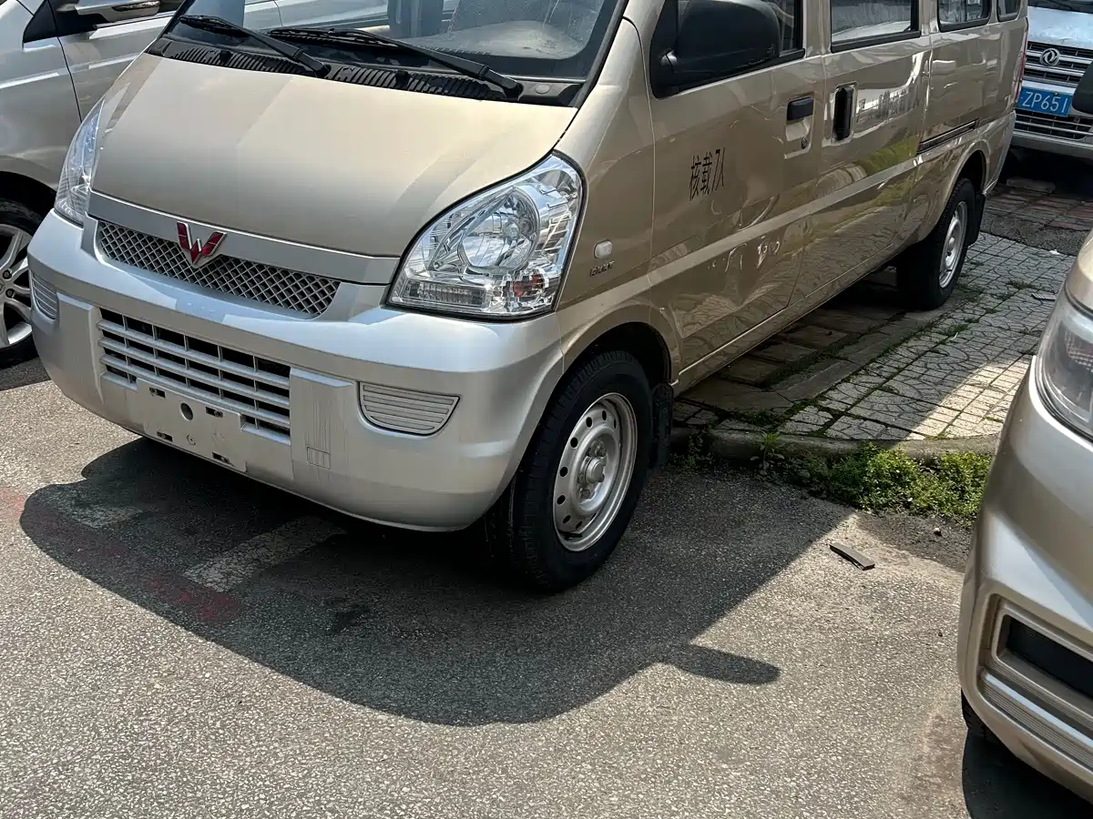 Wuling Motors Wuling Rongguang 2021 1.5L Extended Standard Power Assisted L3C