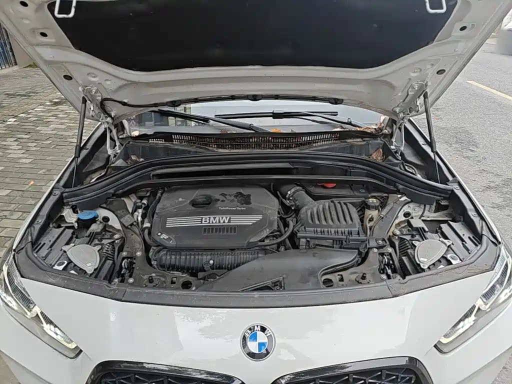 Photo 20 - BMW X2
