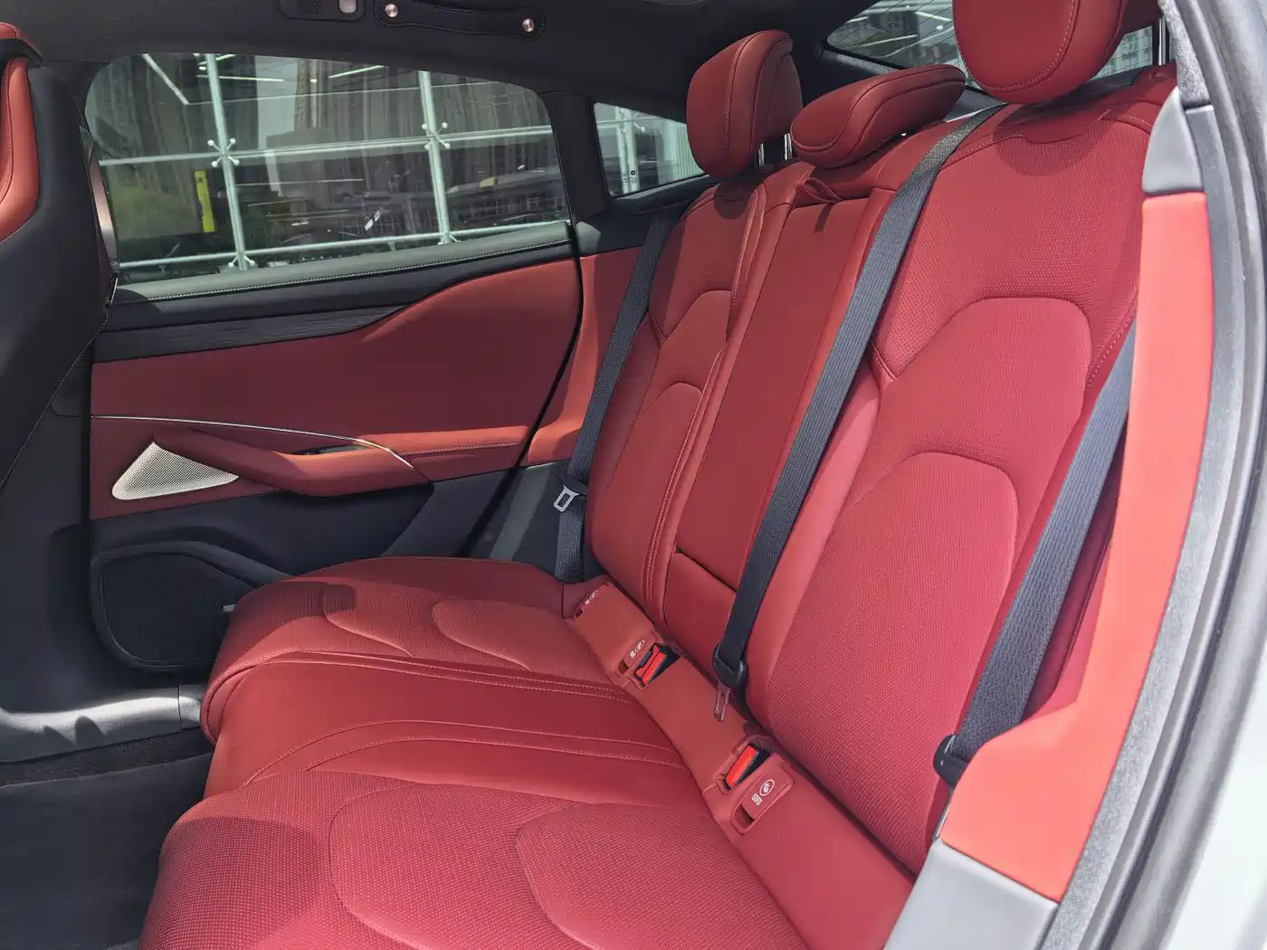 Xiaomi Auto Xiaomi SU7 2024 RWD Long Range Intelligent Driving Edition фото 14