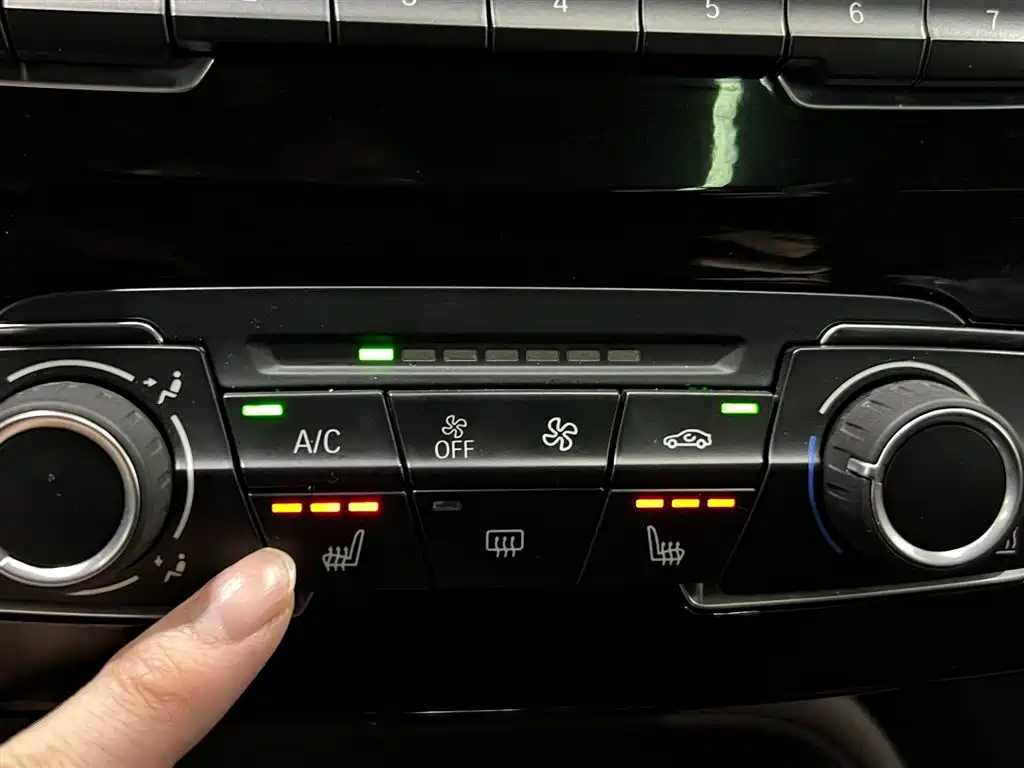 BMW X1 2022 sDrive20Li Fashion фото 20