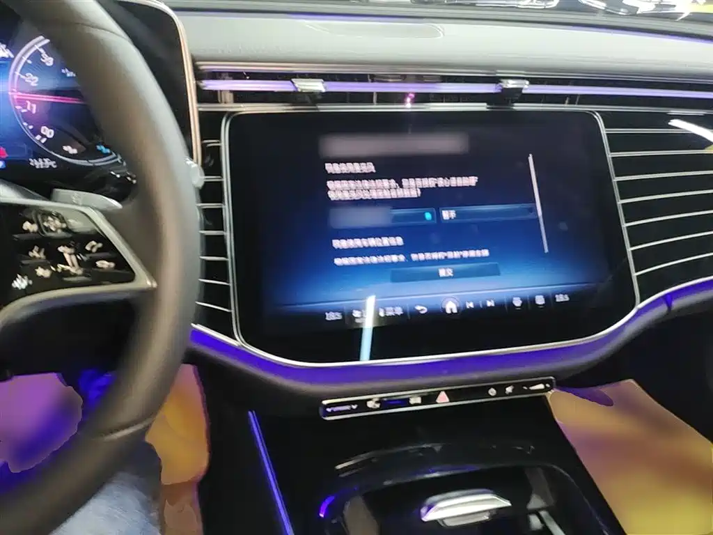 Mercedes-Benz E-Class 2025 E 260 L фото 10