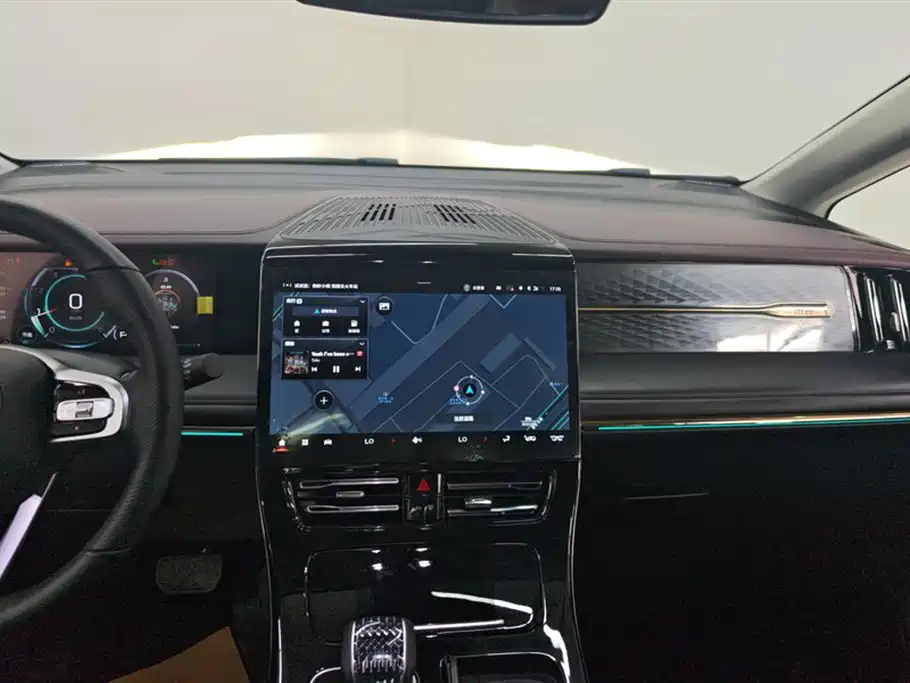 GAC Trumpchi Trumpchi M8 2024 Master Series 400T Ultimate Edition фото 13
