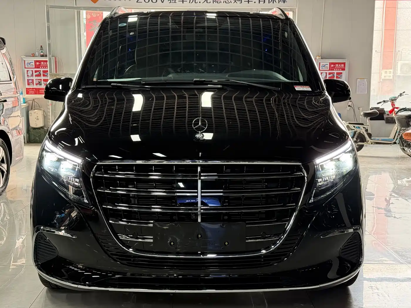 MERCEDES-BENZ VITO