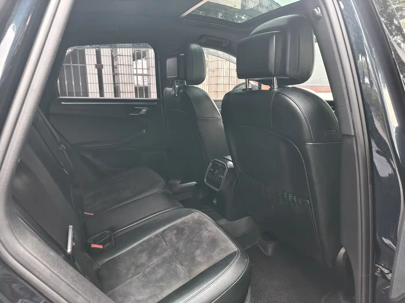 Porsche Macan 2017 Macan 2.0T фото 10