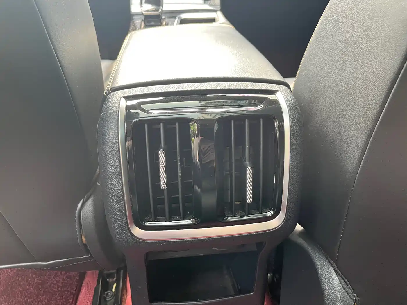 Besturn B70 2024 2023 3rd Generation 1.5T Automatic Comfort