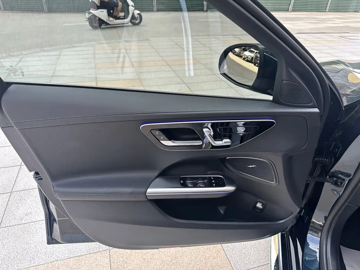 Mercedes-Benz C-Class 2025 C 260 L Sport Edition фото 16