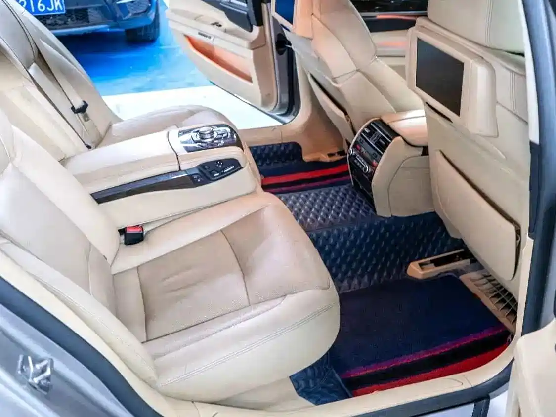 BMW 7 Series 2012 2011 750Li xDrive