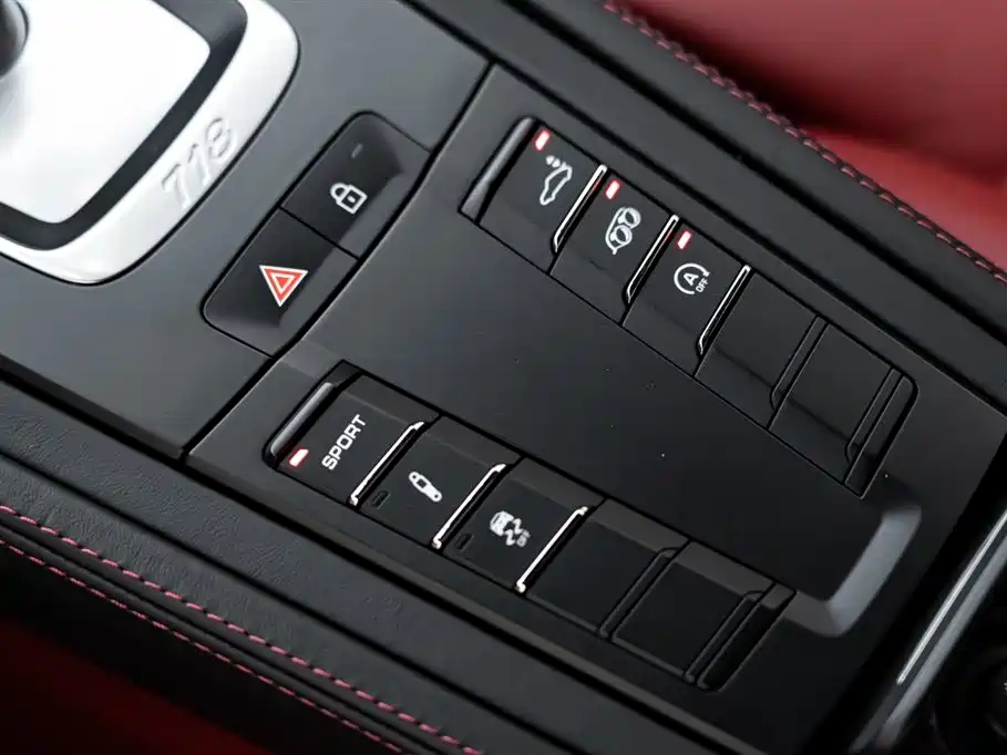 Porsche 718 2020 Cayman 2.0T фото 18