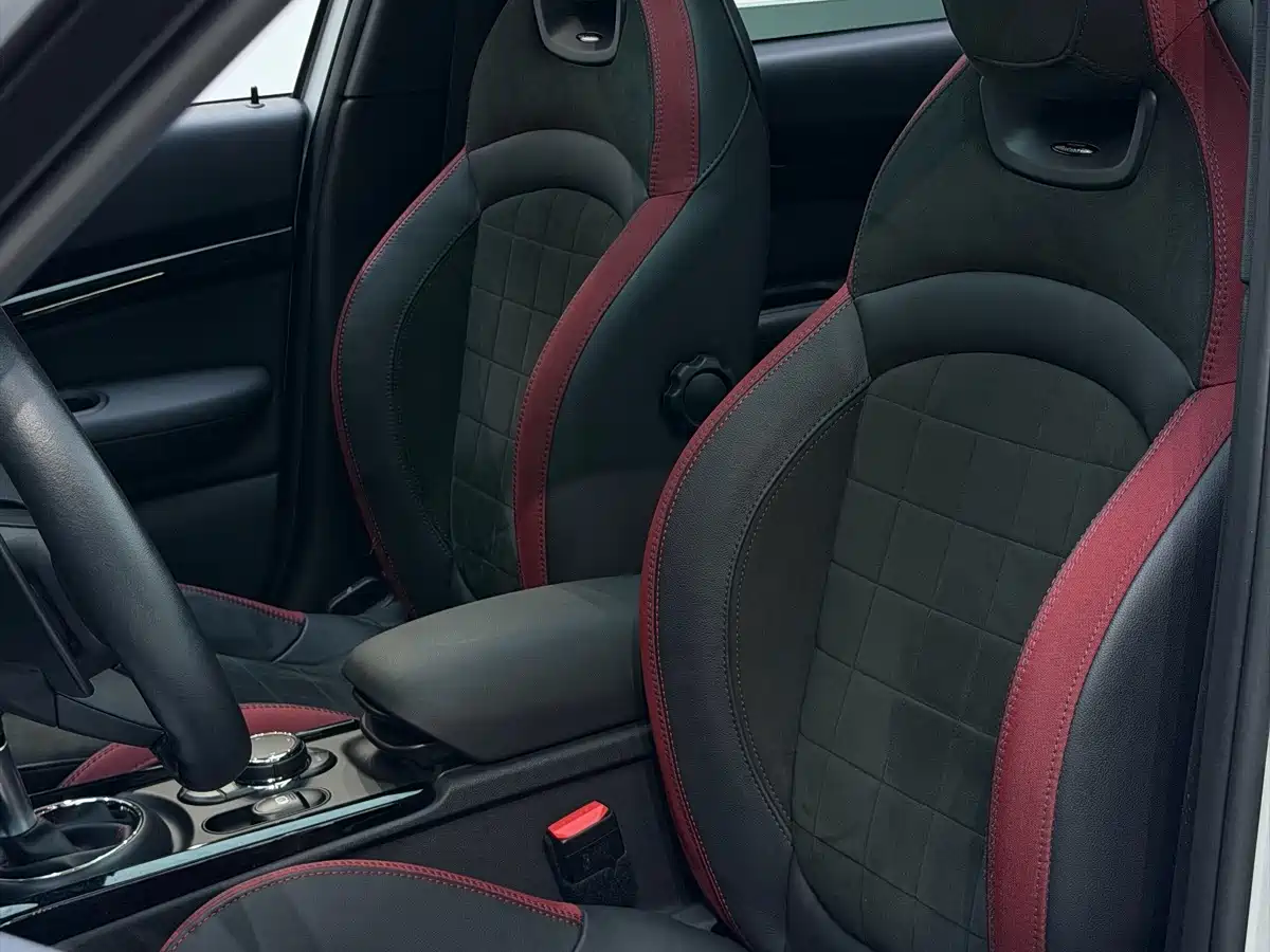 MINI JCW CLUBMAN 2018 2018 2.0T JOHN COOPER WORKS ALL-IN