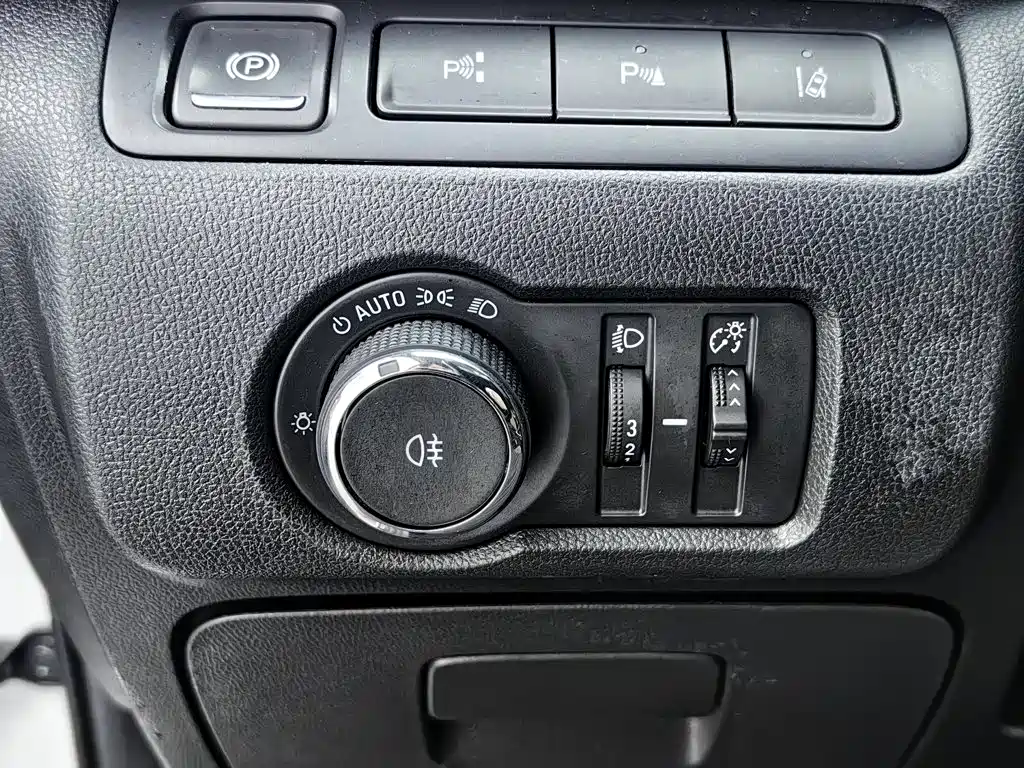 Фото 21 - Buick GL6