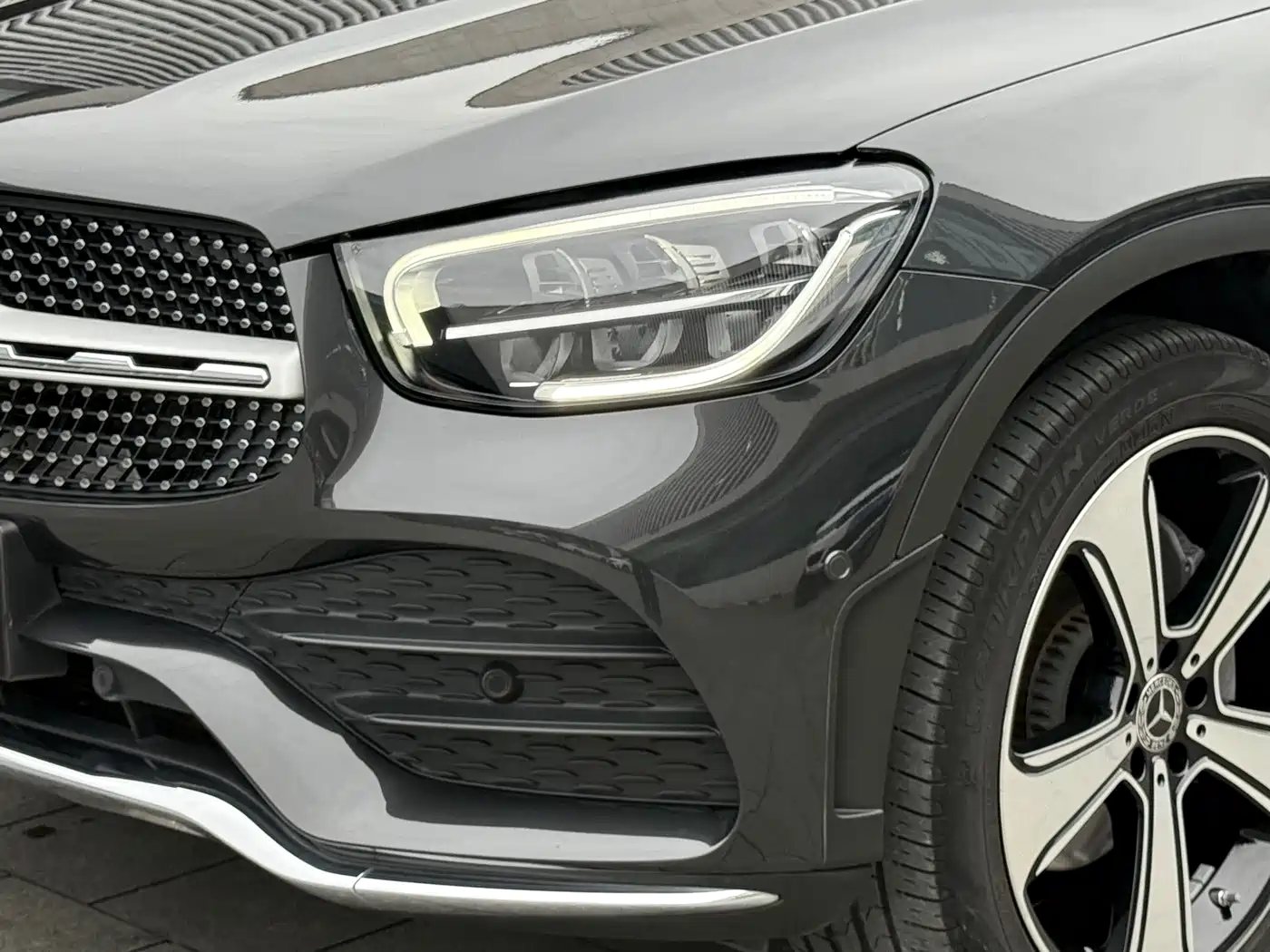 MERCEDES-BENZ GLC
