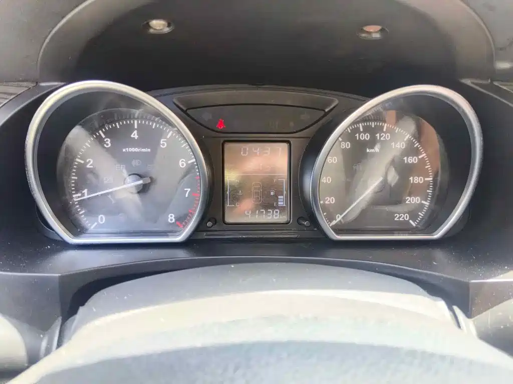 Фото 4 - Zotye T600