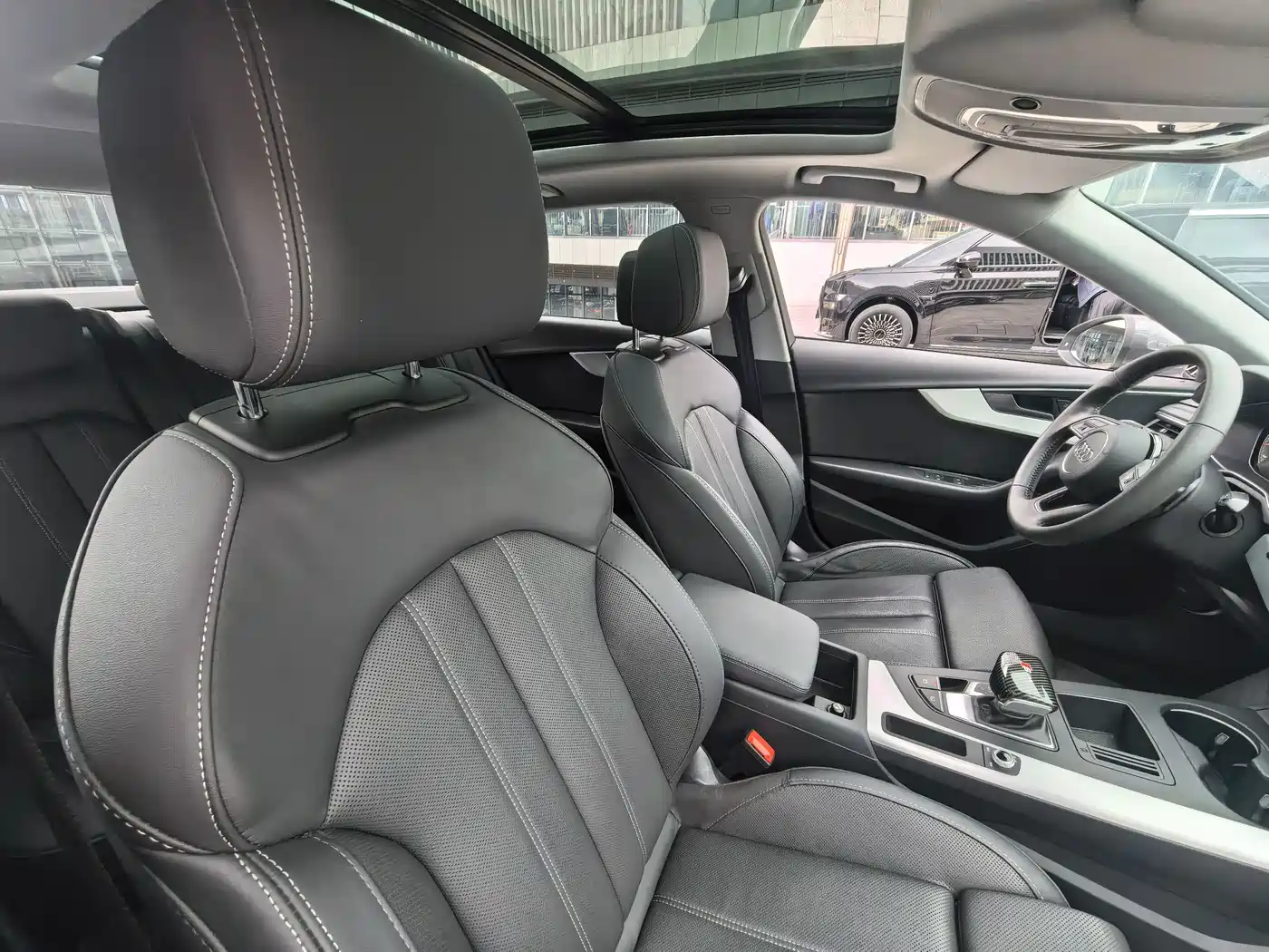 Audi A4L 2020 40 TFSI Fashion Dynamic Edition фото 14