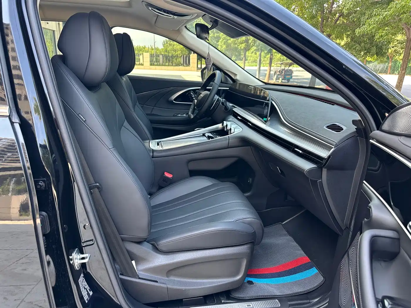 Exeed Lingyun 2025 2025 300T 2WD Starlight Edition