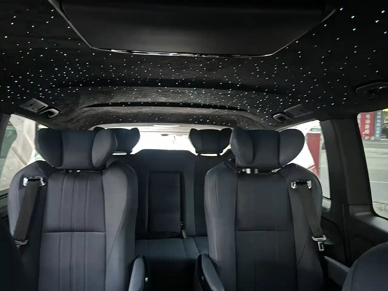 Mercedes-Benz Vito 2021 2.0T Business Edition 7-seater фото 14