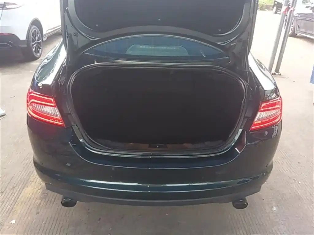 Jaguar XF 2014 2014 XF 2.0T Elegance Edition