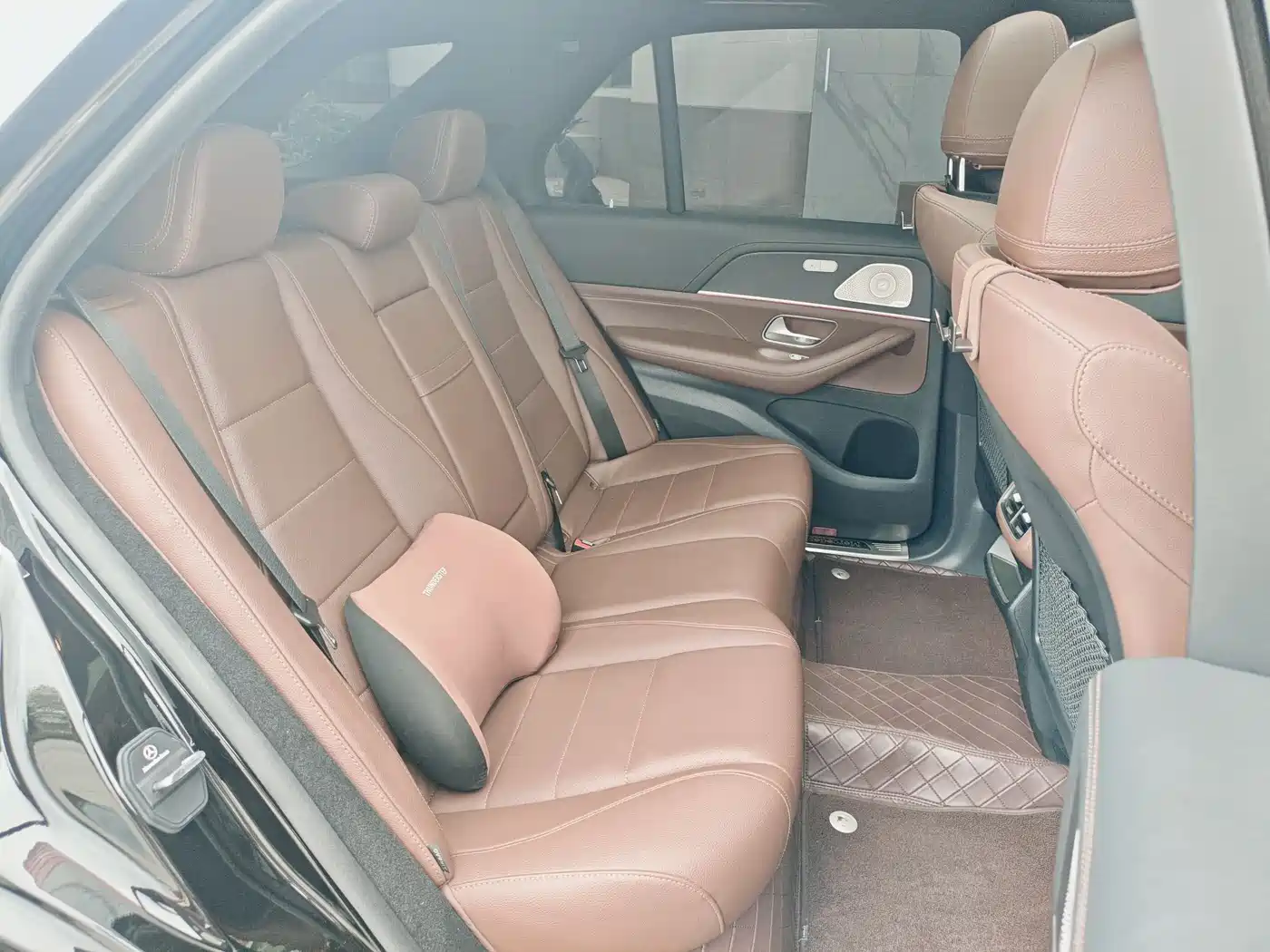 Mercedes-Benz GLE 2024 GLE 450 4MATIC Luxury фото 17