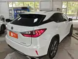 Фото 3 - Lexus RX