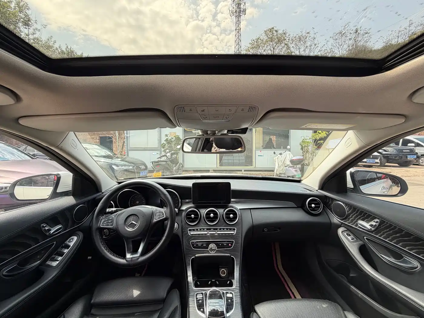 Mercedes-Benz C-Class 2016 C 180 L Sport фото 8