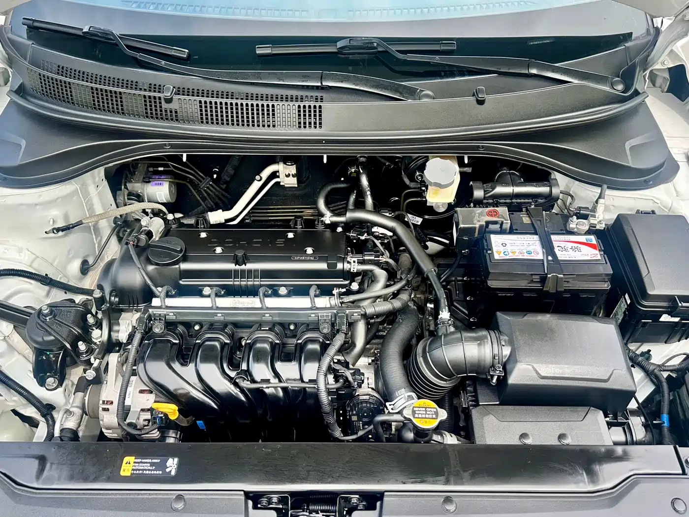 Hyundai Elantra 2018 1.6L Automatic Pleasing Edition GL China VI фото 37