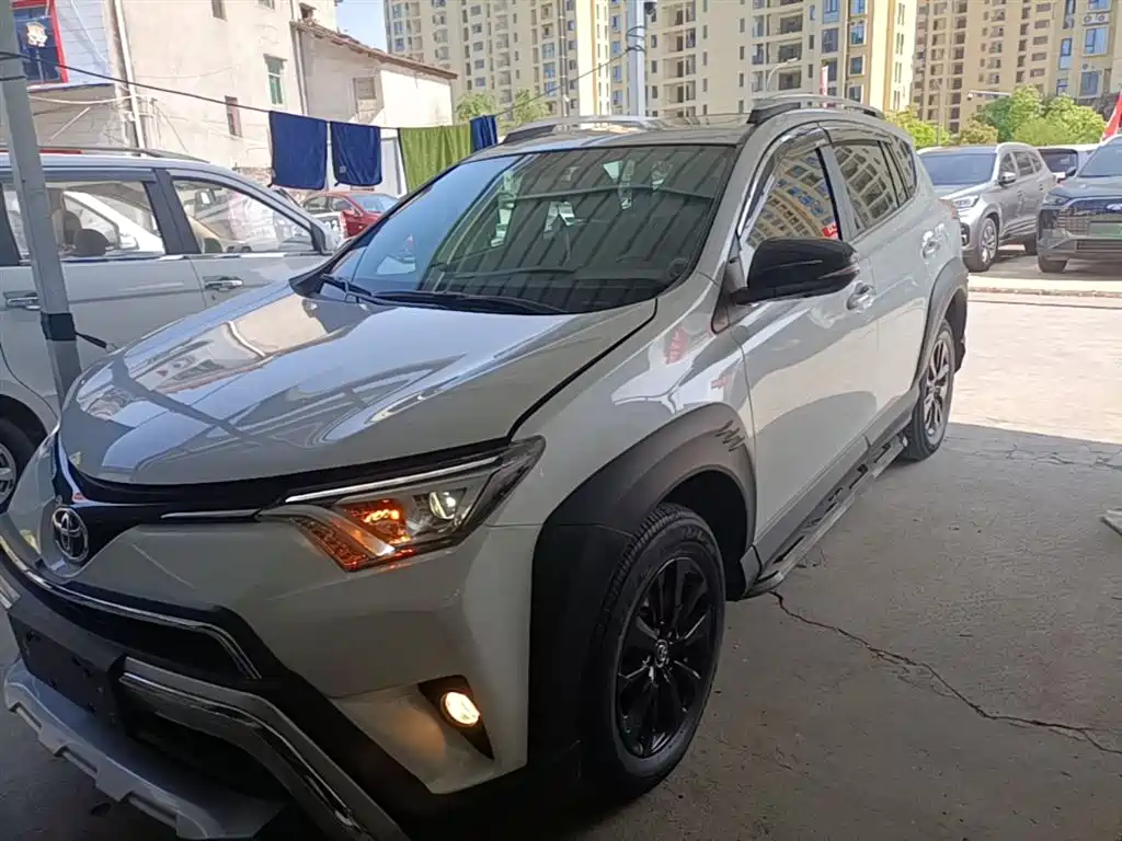 Toyota RAV4 Rongfang 2019 2.0L CVT 2WD Style X Limited Edition China VI