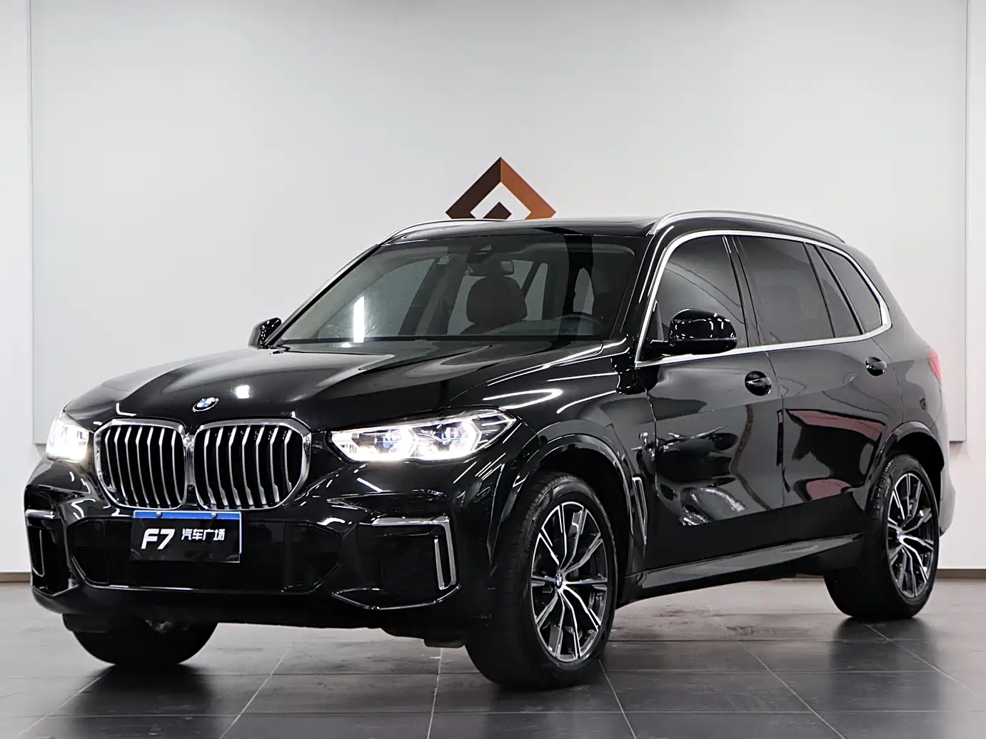 BMW X5 2022 xDrive 30Li Premium M Sport Package